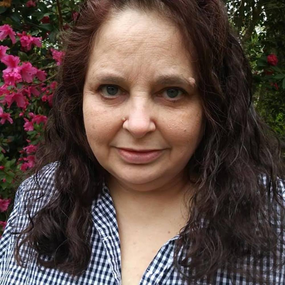 Meet your Posher, Paula